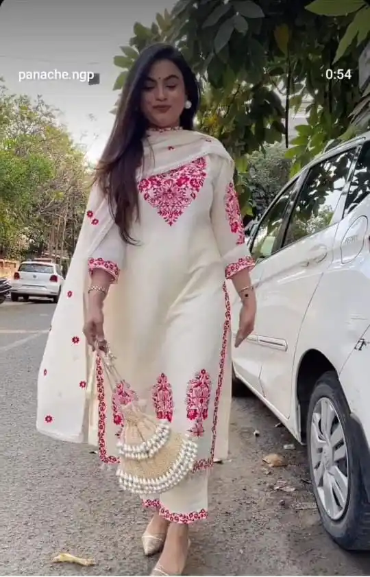 White 3 piece suit.png